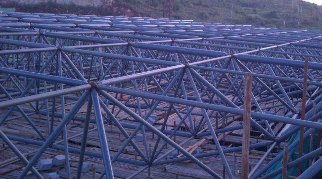 绵竹概述网架加工中对钢材的质量的过细恳求